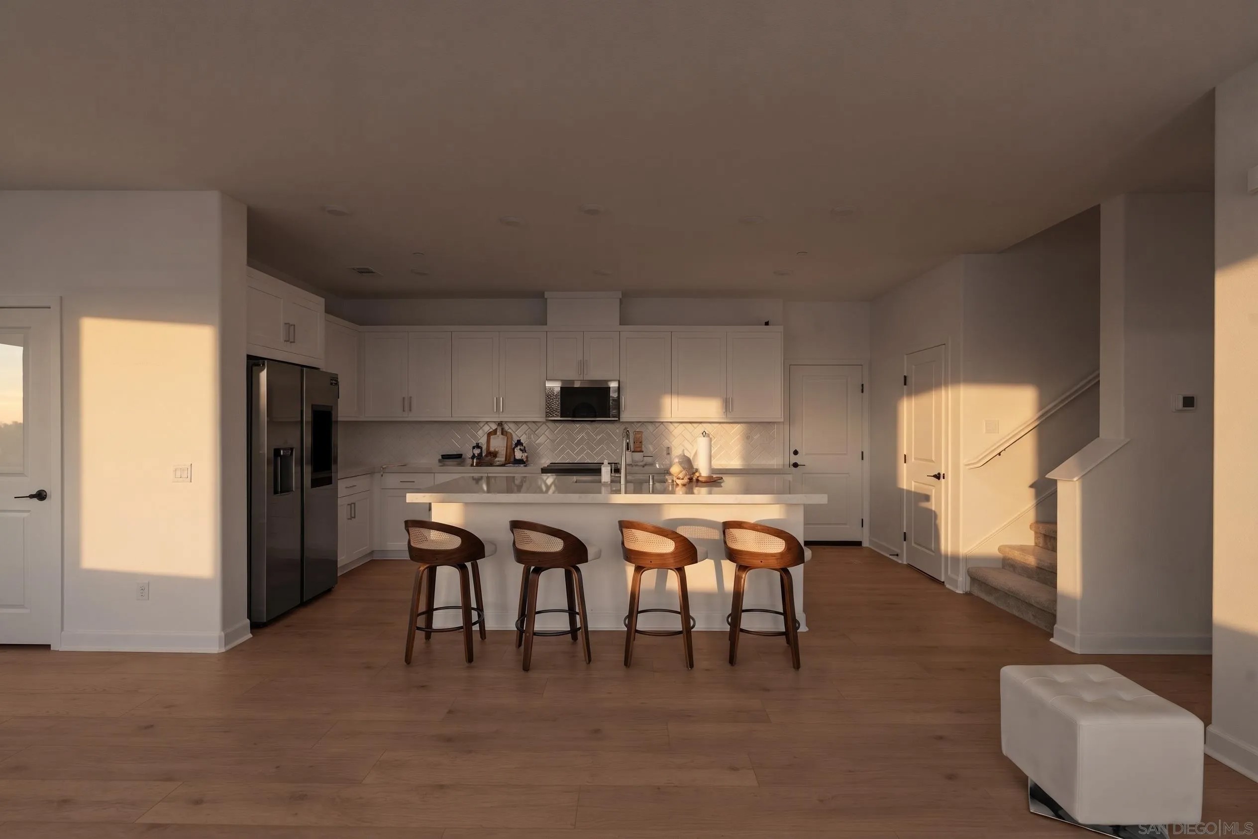 845 Hana Ave 2