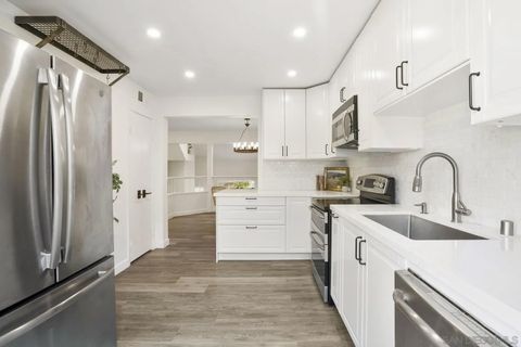 Tiny photo for 3275 Caminito Eastbluff #203, La Jolla, CA 92037 (MLS # 250041320)