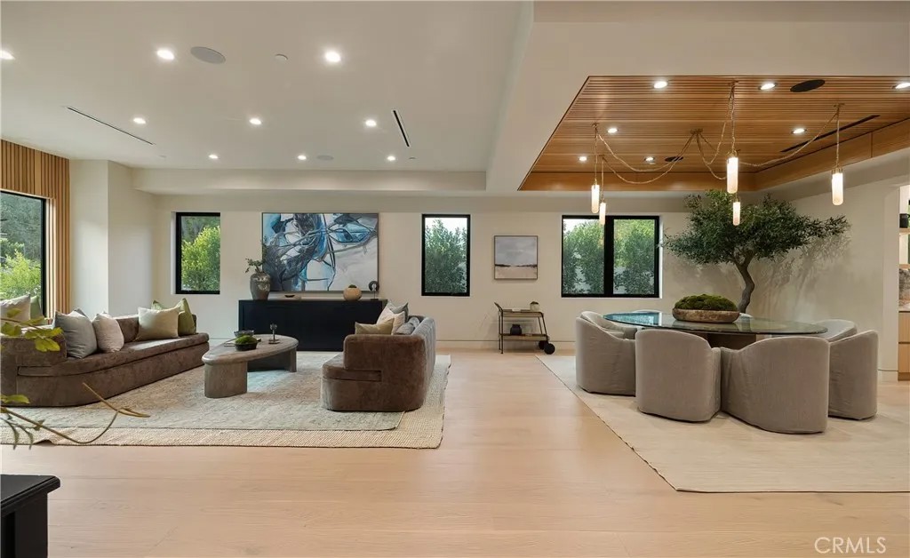 3720 Goodland Avenue