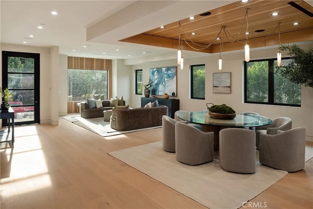 3720 Goodland Avenue