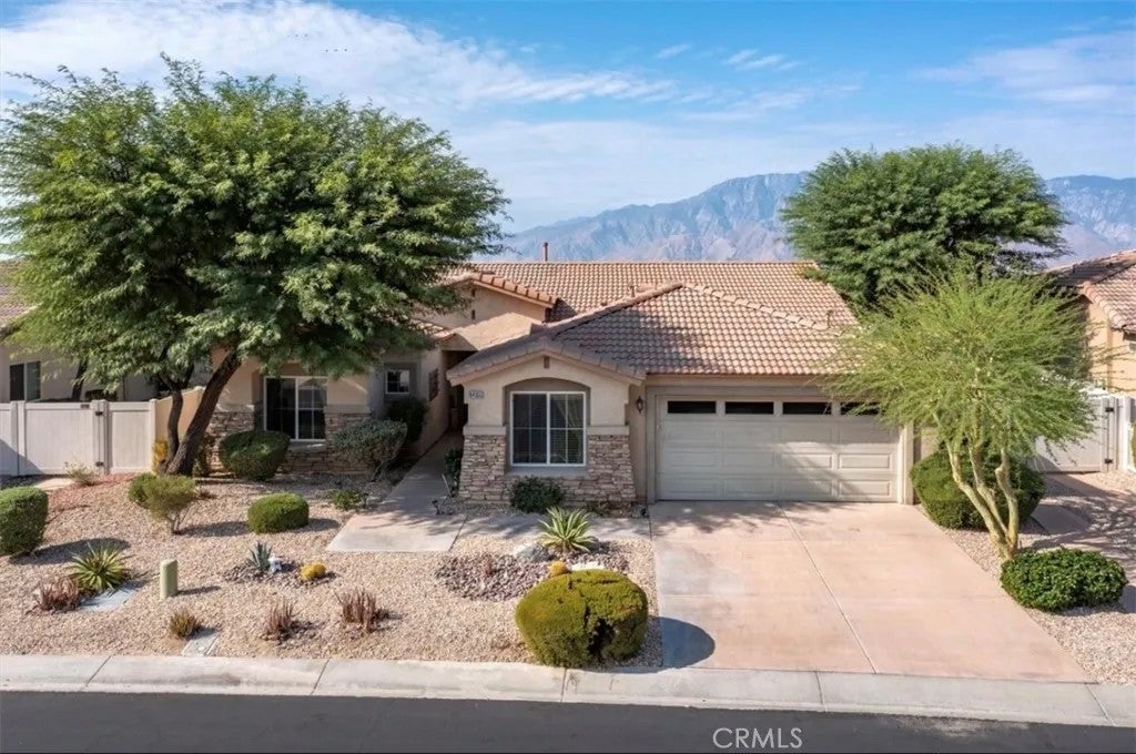 Photo of 64355 Silver Star Avenue, Desert Hot Springs, CA 92240 (MLS # BB25184900)