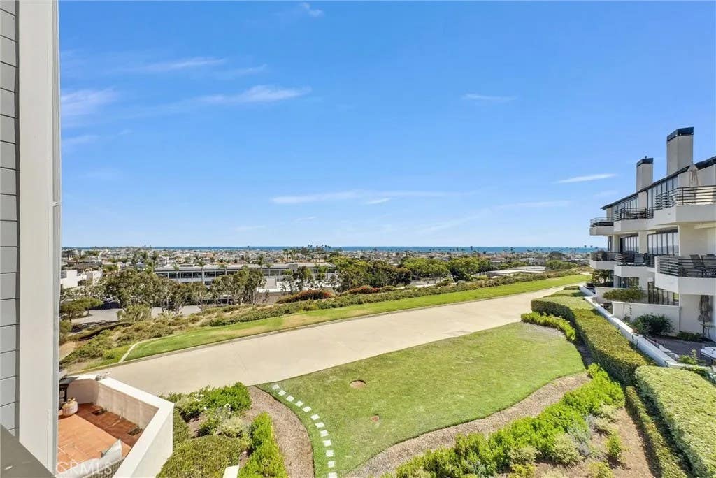 Photo of 270 Cagney LN #207, Newport Beach, CA 92663 (MLS # NP26153796)