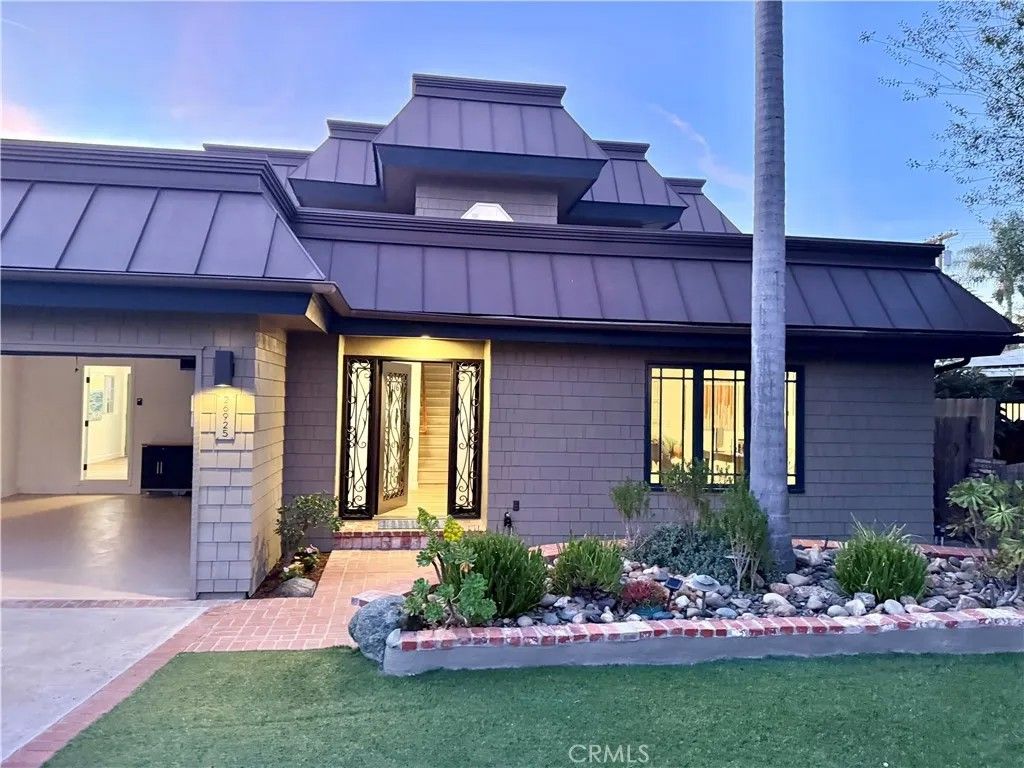 Photo of 26925 Calle Dolores, Dana Point, CA 92624 (MLS # OC26066030)
