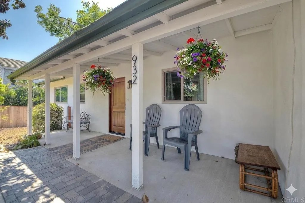 932 Stratford Drive