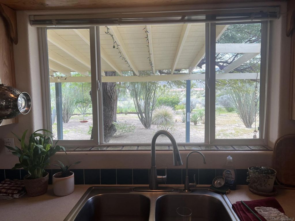 Photo of 305 Velite Dr, Borrego Springs, CA 92004 (MLS # 260003380)