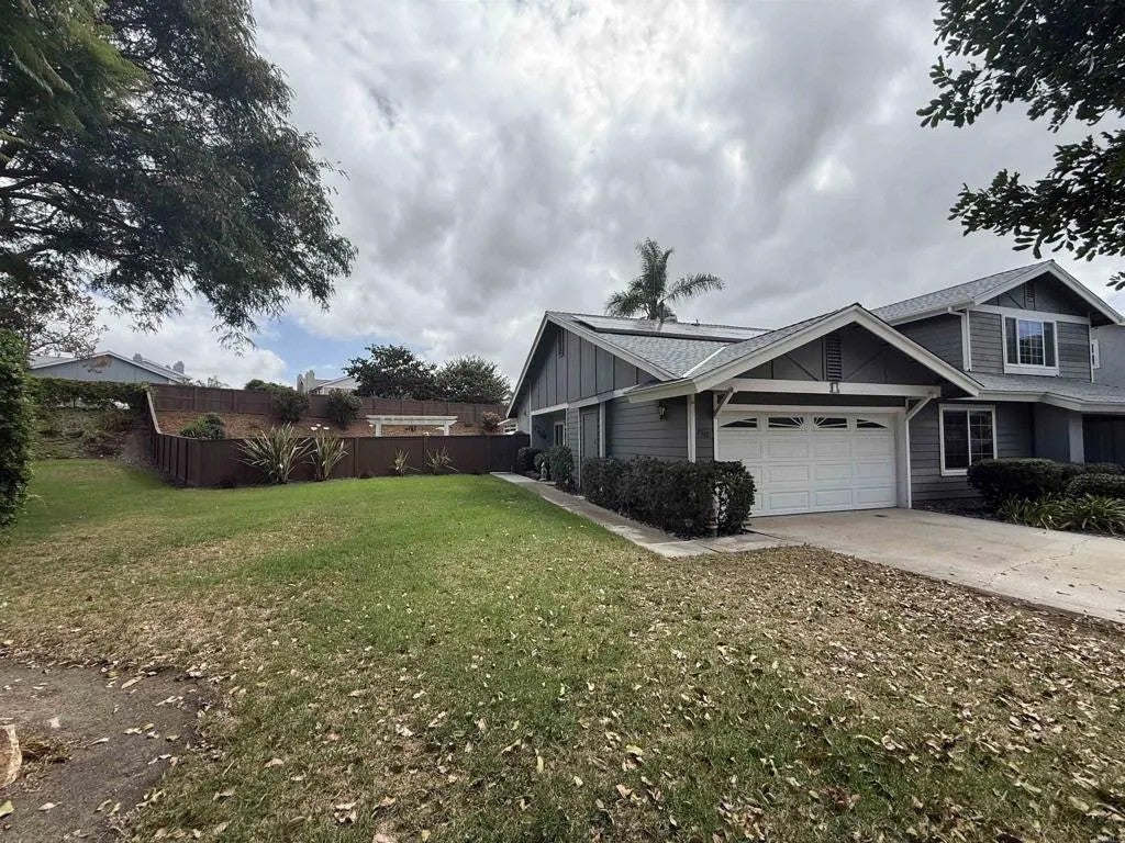 4548 Cape Cod Circle
