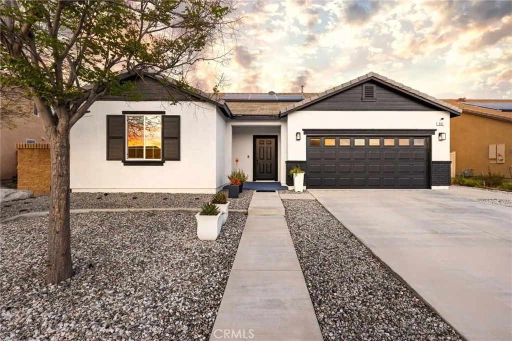 Photo of 931 Bordeaux Ln, San Jacinto, CA 92582 (MLS # IV26073493)
