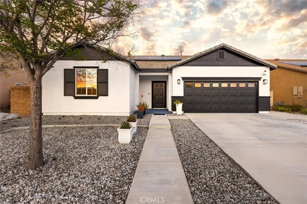 Photo of 931 Bordeaux Ln, San Jacinto, CA 92582 (MLS # IV26073493)