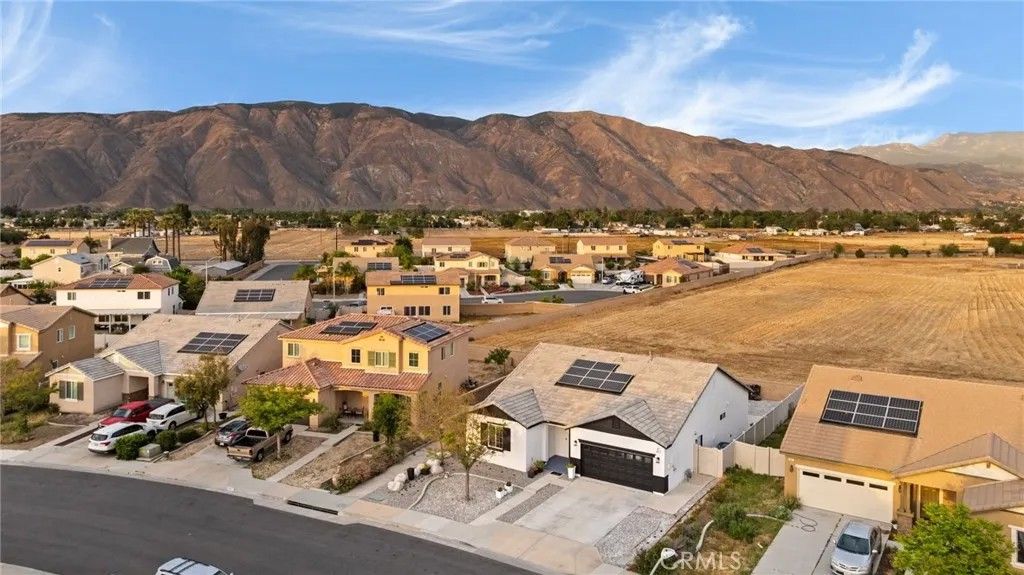 Photo of 931 Bordeaux Ln, San Jacinto, CA 92582 (MLS # IV26073493)