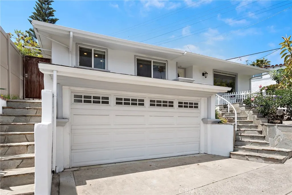 202 Avenida Monterey