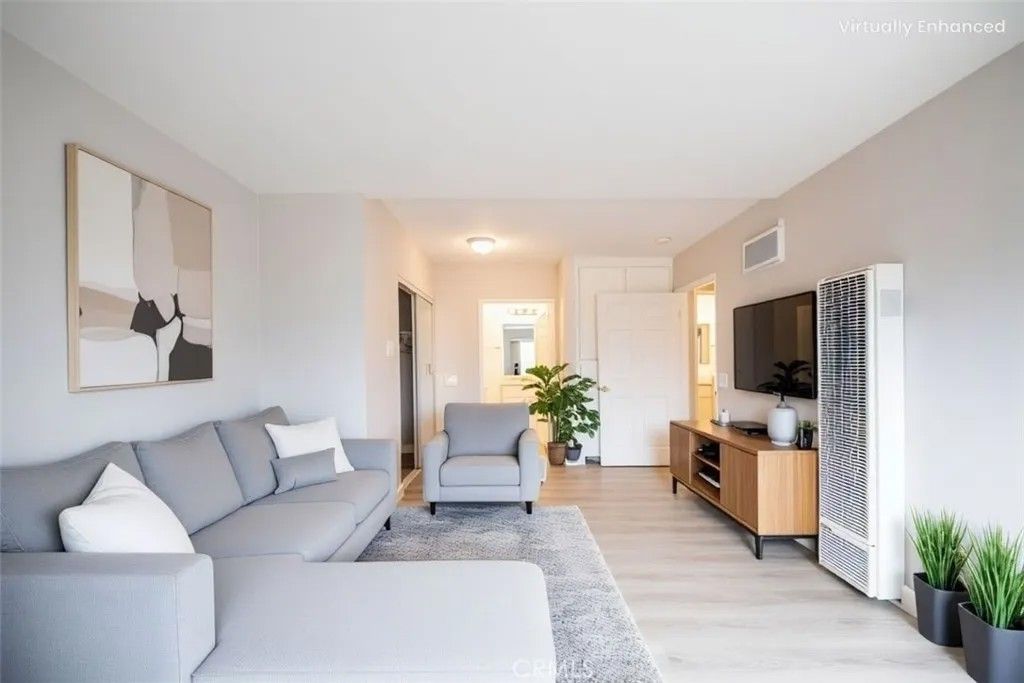 Photo of 868 E Alvarado St #7, Fallbrook, CA 92028 (MLS # PW25232903)