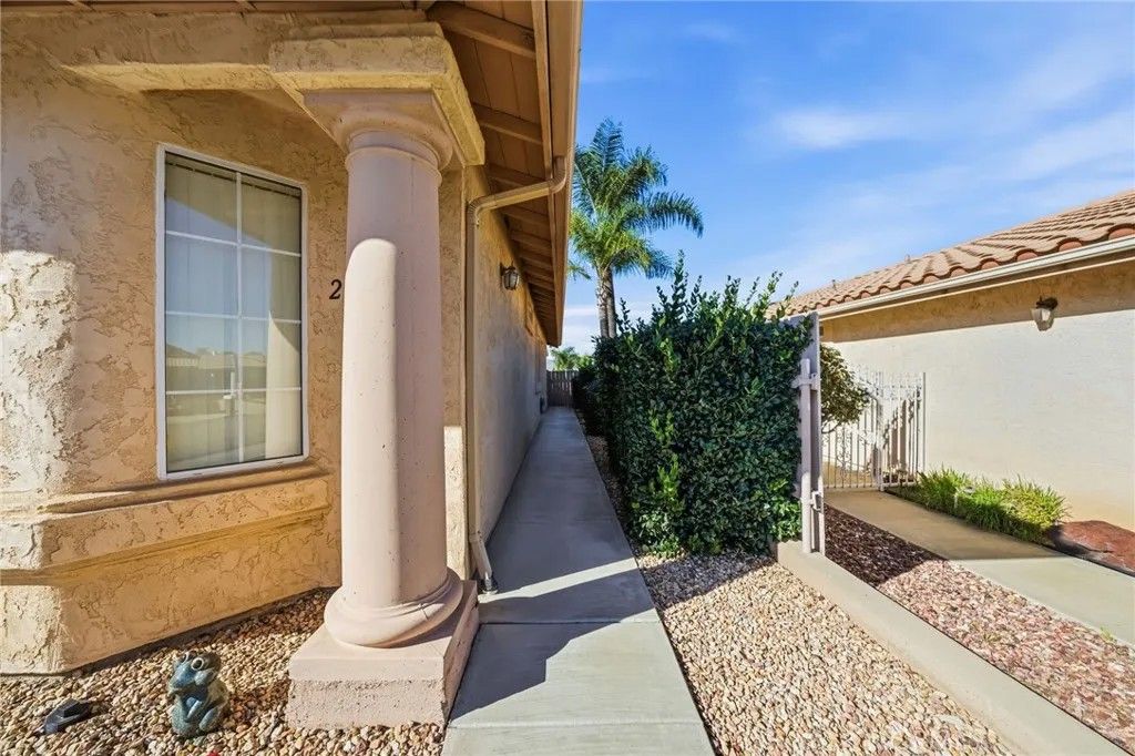 Photo of 28281 Via Cascadita, Menifee, CA 92585 (MLS # SW25275459)