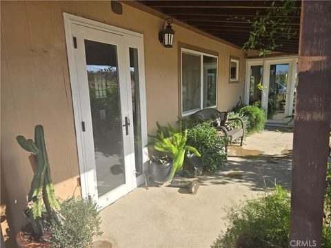 Photo of 57345 Old Haggard Road, Yucca Valley, CA 92284 (MLS # JT26055594)