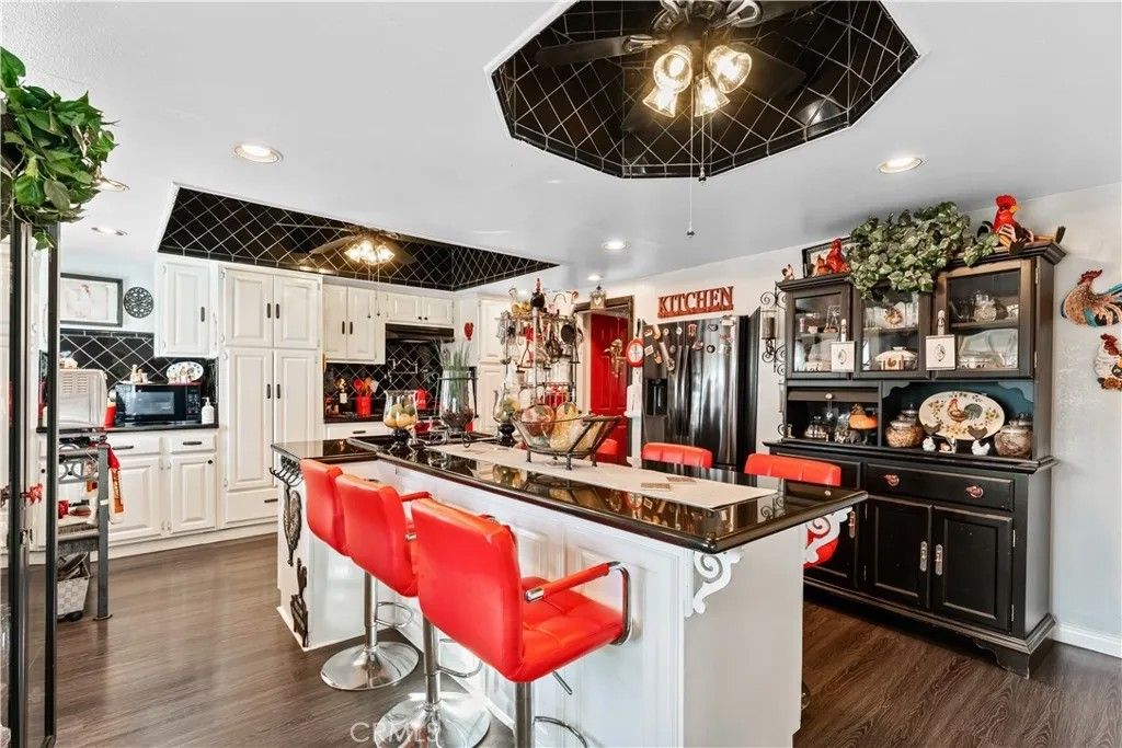 Photo of 203 N Mesa St, San Pedro, CA 90731 (MLS # PW26020524)