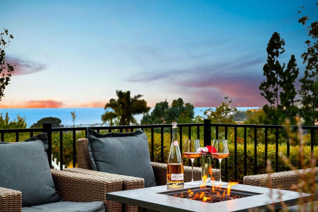 Photo of 7806 Via Capri, La Jolla, CA 92037 (MLS # 2600366)