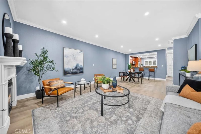 450 San Vicente Boulevard 104
