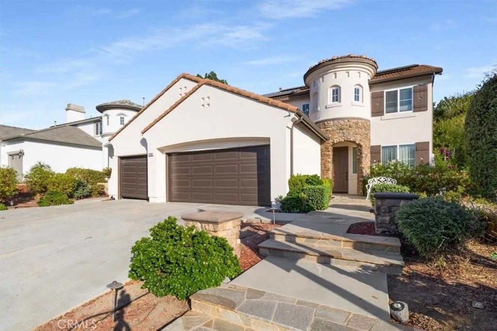 Photo of 27569 Bottle Brush Way, Murrieta, CA 92562 (MLS # IG26034525)