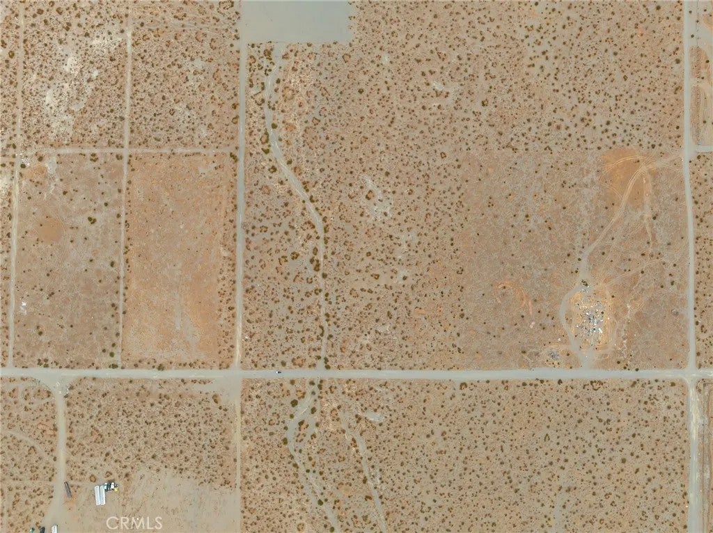 Photo of 0 Sandstone, Phelan, CA 92371 (MLS # HD26155844)