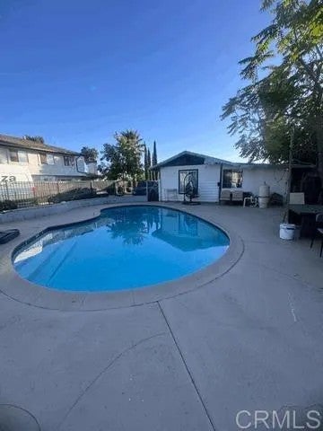 1045 N Escondido Boulevard