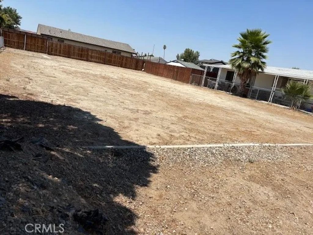 Photo of 262 Lori Ann St, San Jacinto, CA 92582 (MLS # SW25198589)
