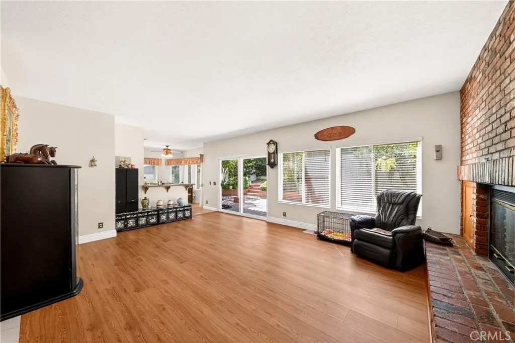 1135 Summitridge Drive