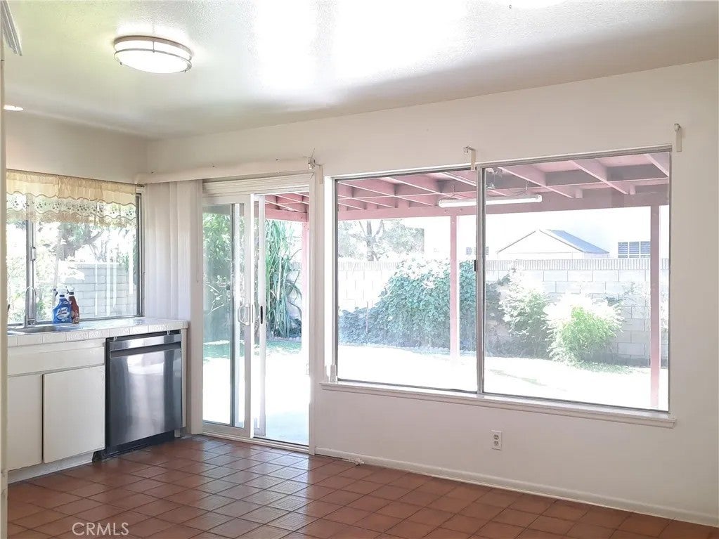 18118 Antonio Avenue