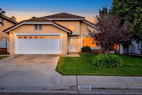 Photo of 1938 Rue Michelle, Chula Vista, CA 91913 (MLS # 260020669)