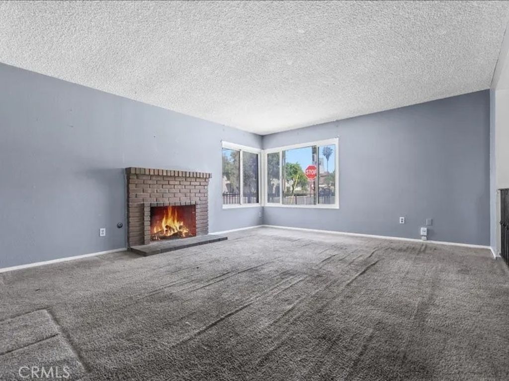Photo of 595 W 13th St, San Pedro, CA 90731 (MLS # PW26095454)