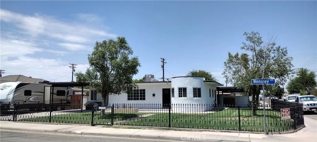 Photo of 1204 Wensley Avenue, El Centro, CA 92243 (MLS # IV25265894)