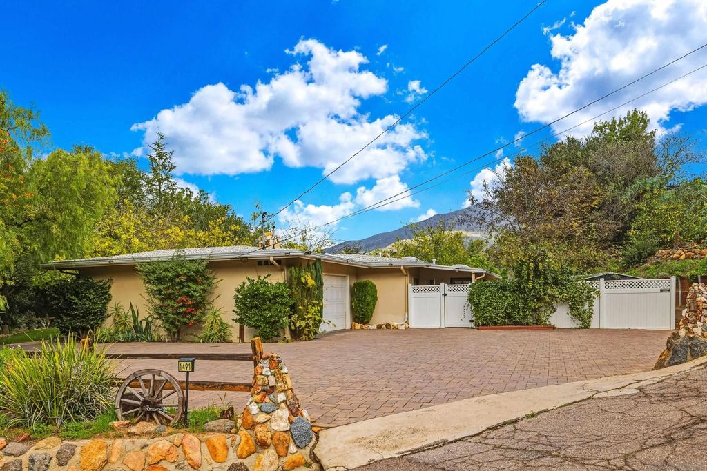 Photo of 1491 Louise Dr, Alpine, CA 91901 (MLS # 2600719)