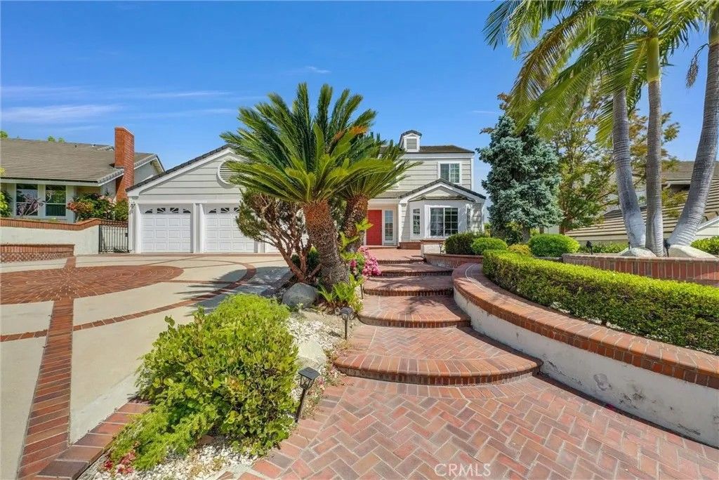 Photo of 1522 Sunbluff Drive, Diamond Bar, CA 91765 (MLS # AR26039949)