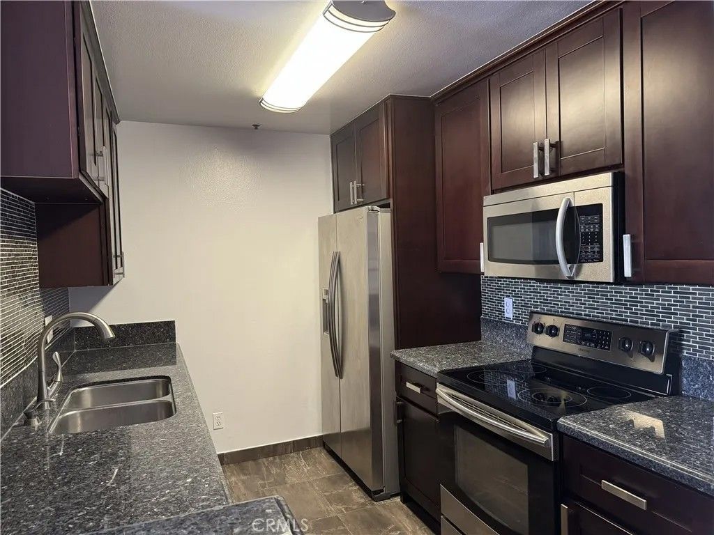 Photo of 222 S Central Ave #214, Los Angeles, CA 90012 (MLS # WS25238776)