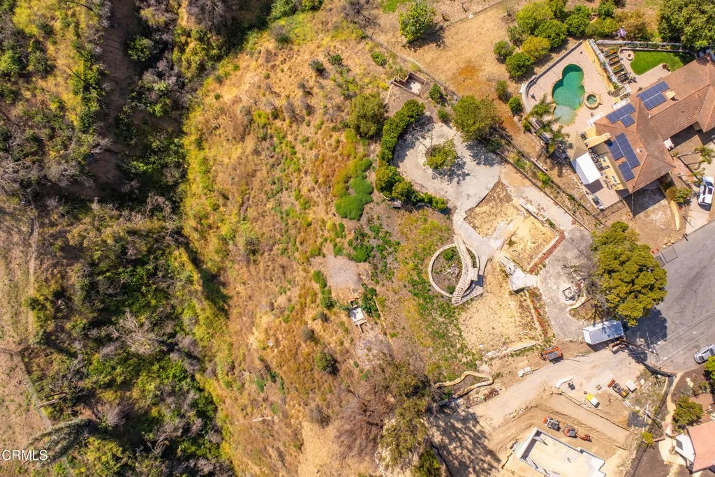 183 Cerro Crest