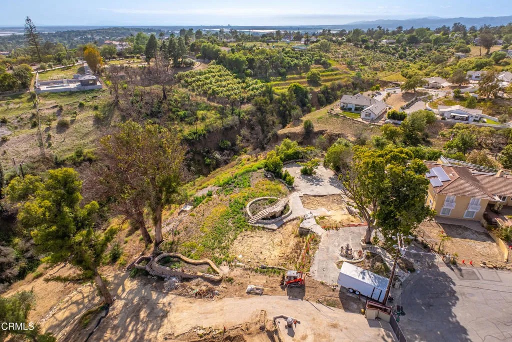 183 Cerro Crest