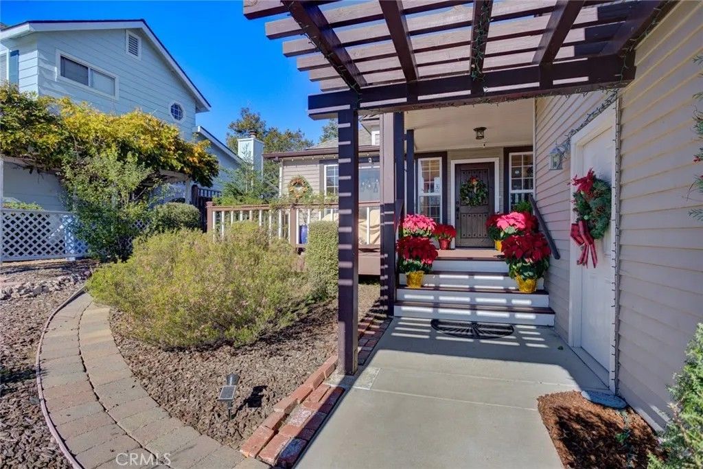 Photo of 852 Willow Ln, Arroyo Grande, CA 93420 (MLS # PI25277175)