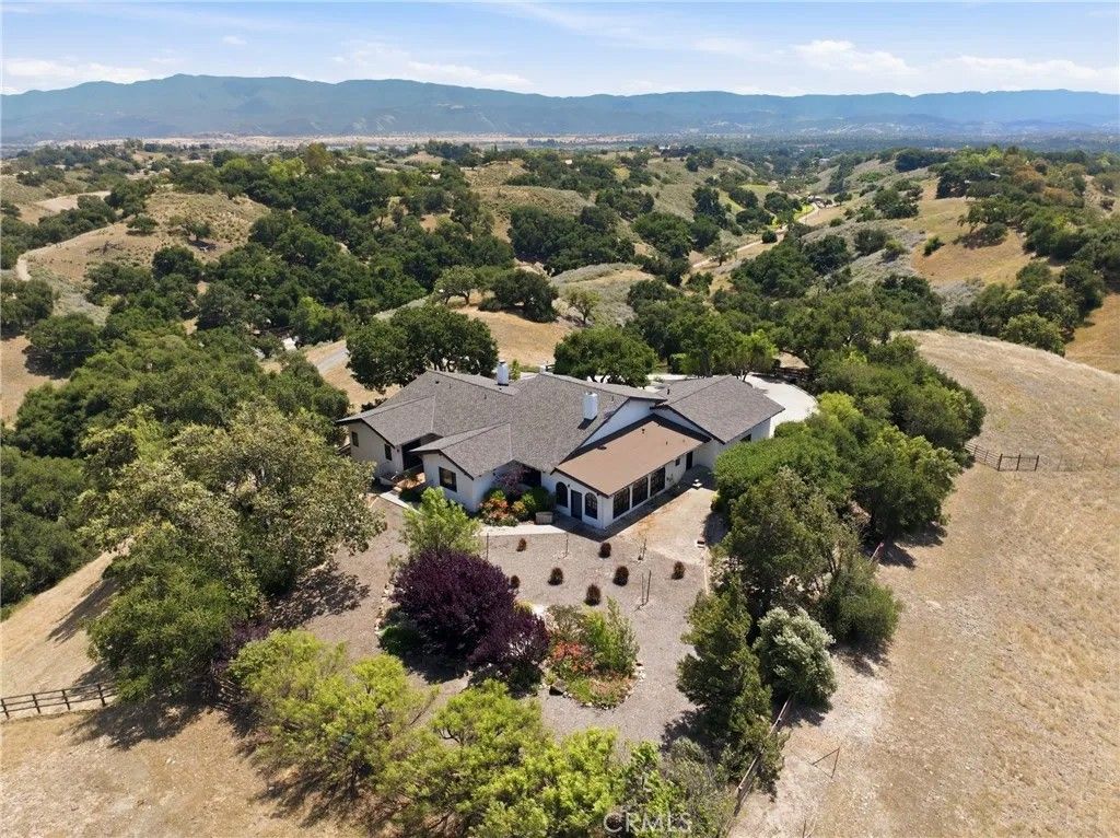 Photo of 3152 Montecielo Rd, Santa Ynez, CA 93460 (MLS # PI26094913)