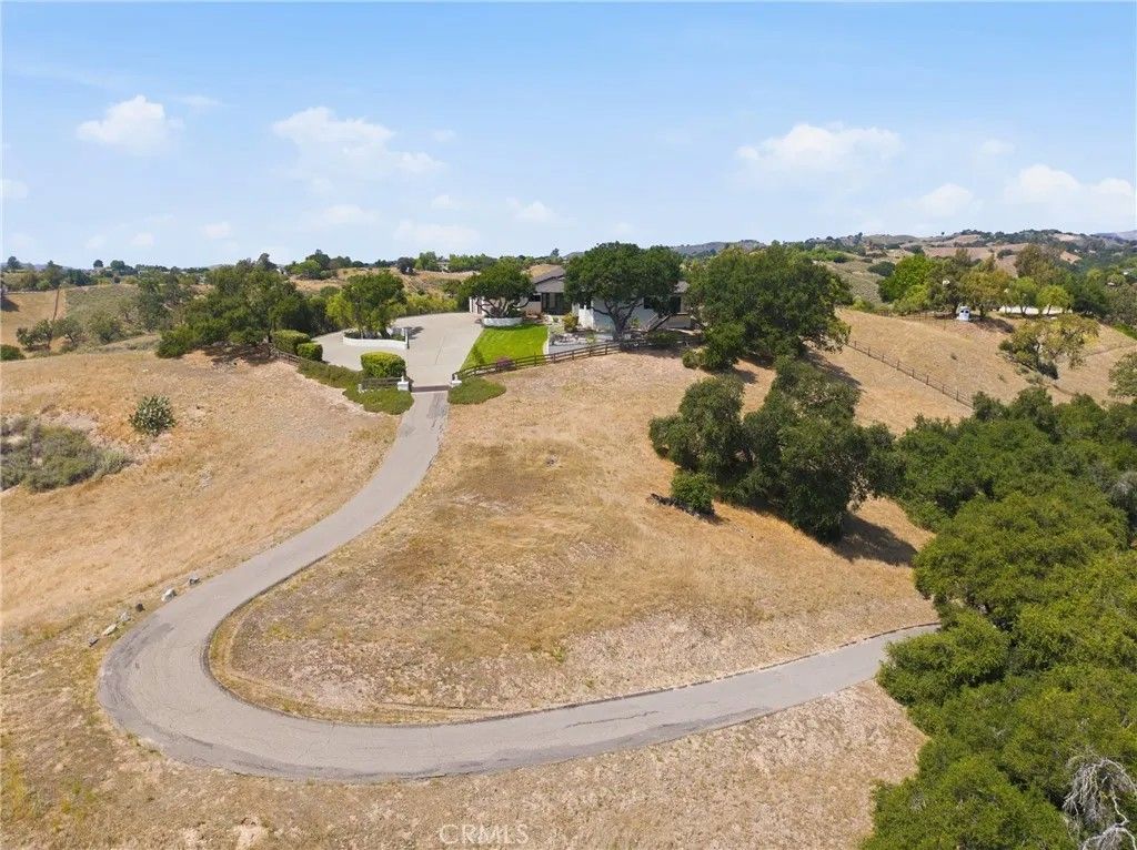 Photo of 3152 Montecielo Rd, Santa Ynez, CA 93460 (MLS # PI26094913)