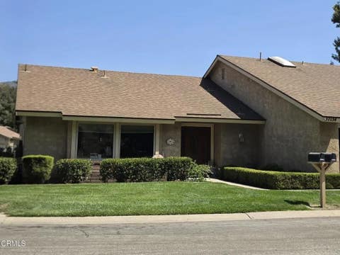 2 beds bed, 2 baths bath property at 37134 Village 37, Camarillo, CA 93012