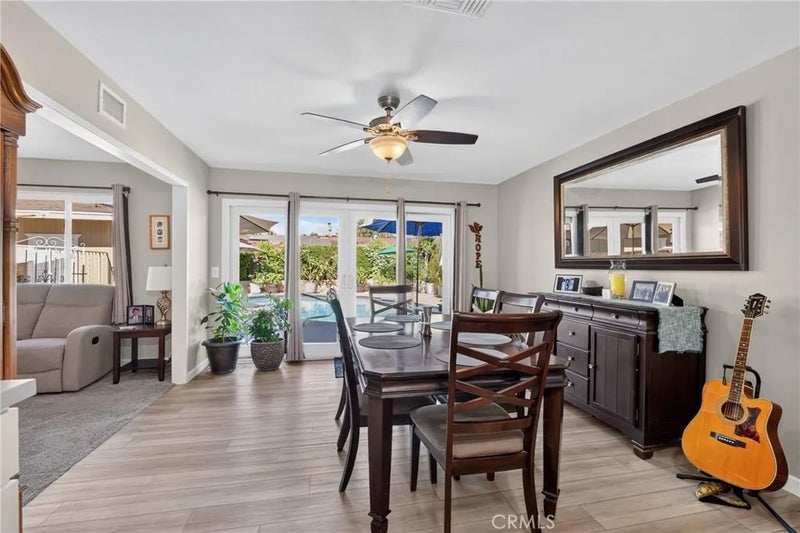 401 Robinhood Lane