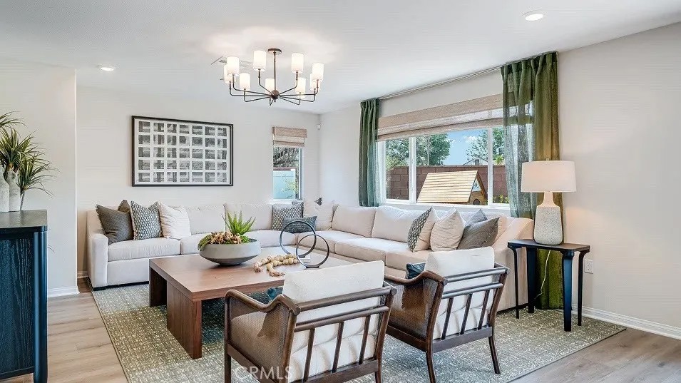1506 Galloping Trail
