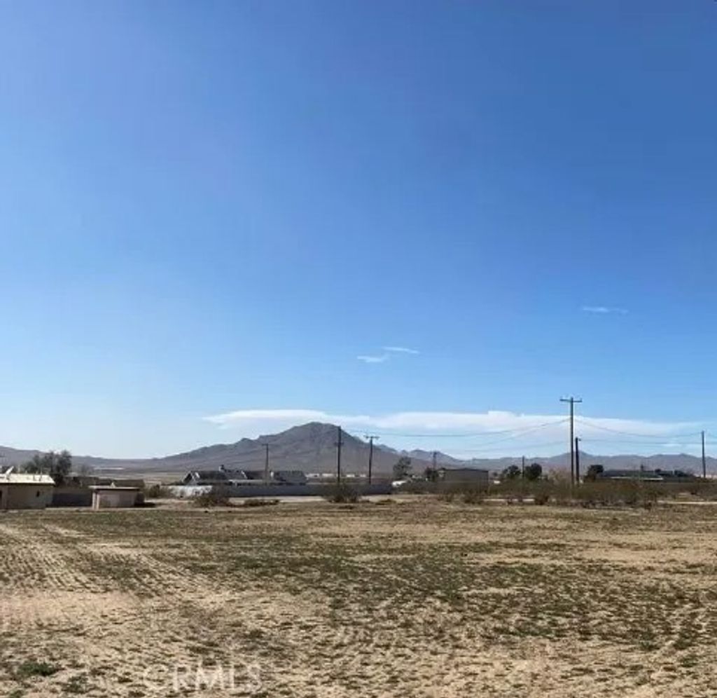 Photo of 0 Sycamore, Apple Valley, CA 92307 (MLS # HD26005738)