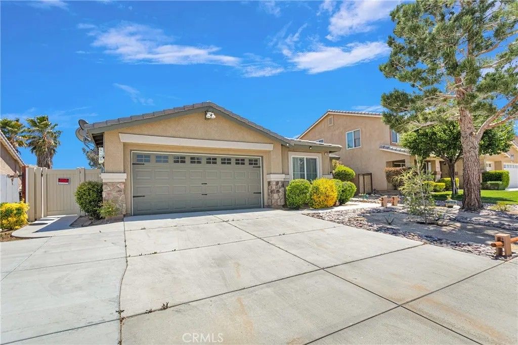 Photo of 13457 Coolwater ST, Victorville, CA 92392 (MLS # HD26113385)
