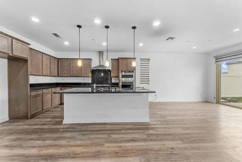 750 Green Court