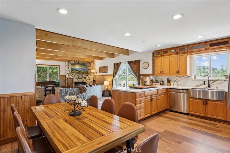 1243 N Grass Valley