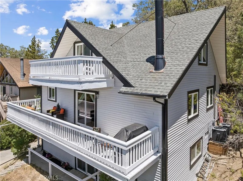 1243 N Grass Valley