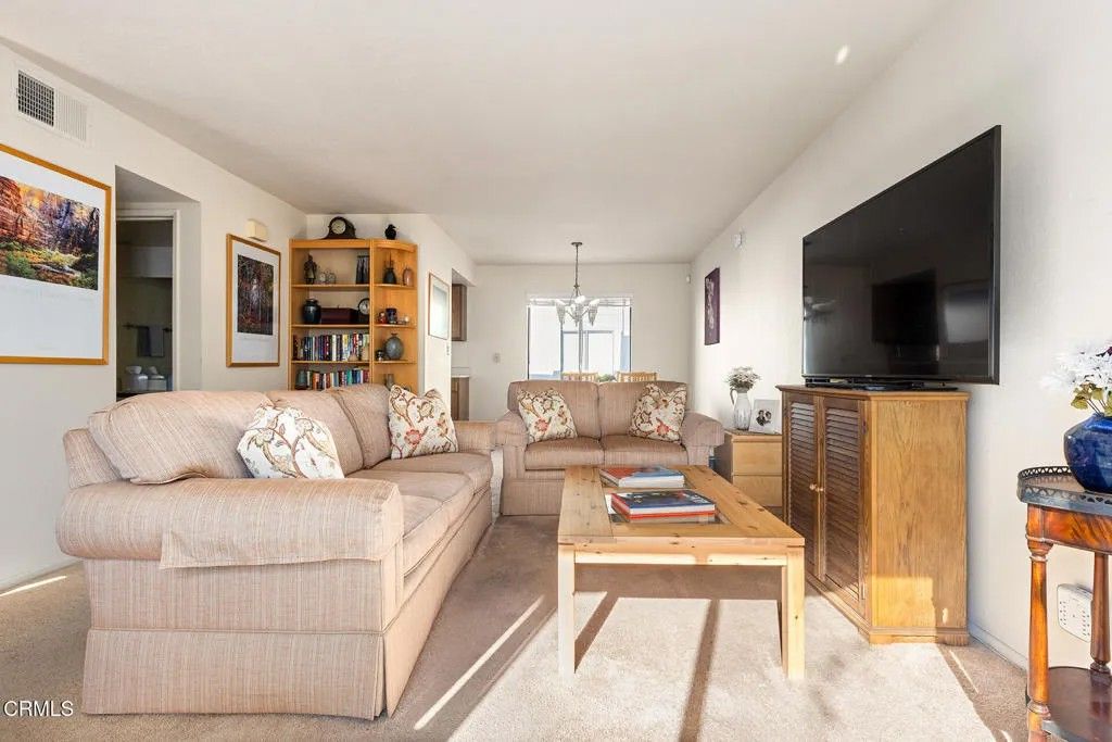 Photo of 617 Mar Vista Avenue #2, Pasadena, CA 91106 (MLS # P1-25169)