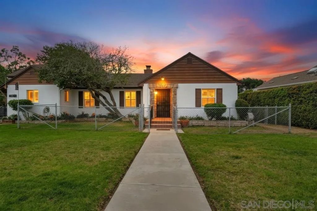 Photo of 1787 Galway Place, El Cajon, CA 92020 (MLS # 260008095)