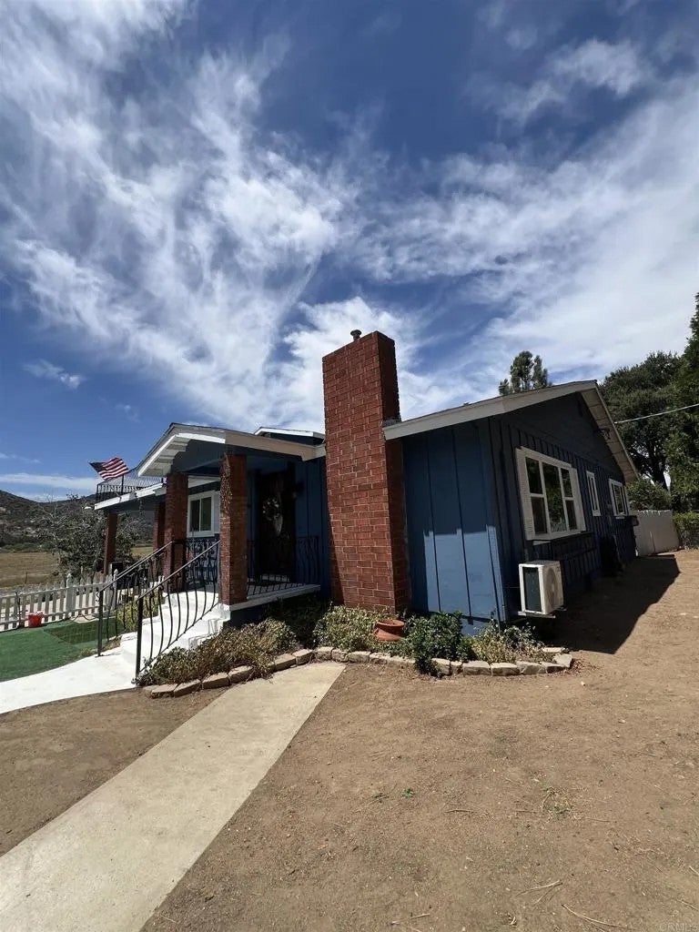 8218 Valley View Trail