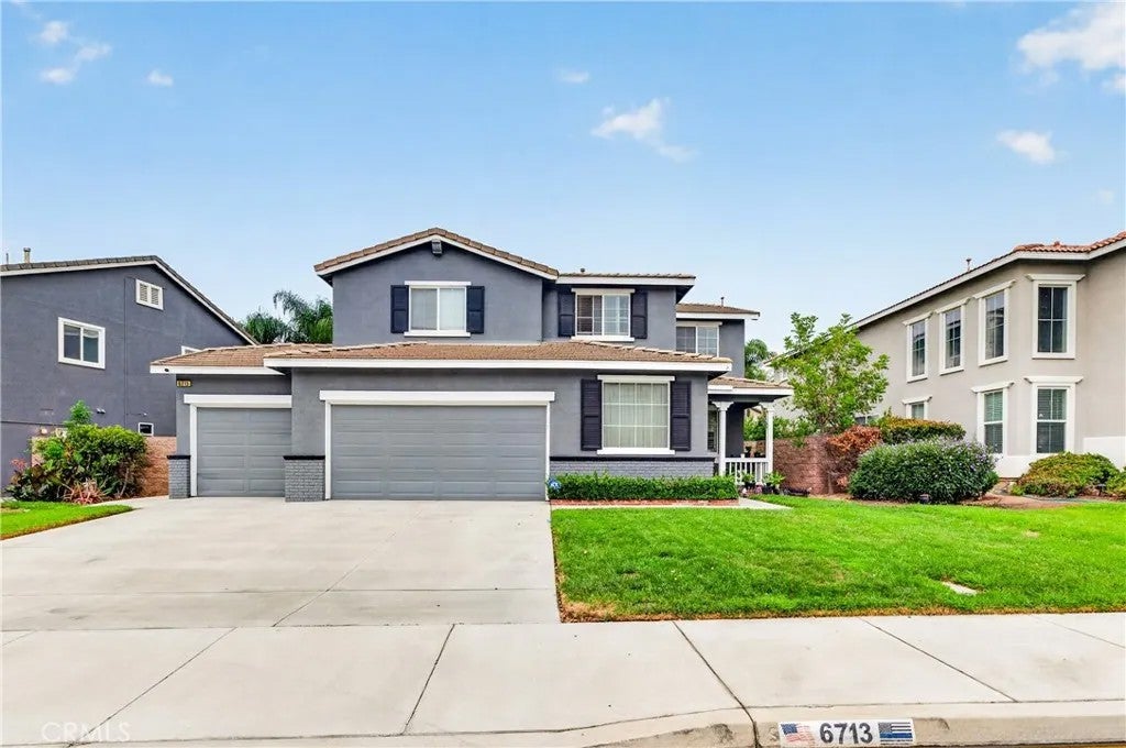 Photo of 6713 Leanne St, Eastvale, CA 91752 (MLS # CV26201274)