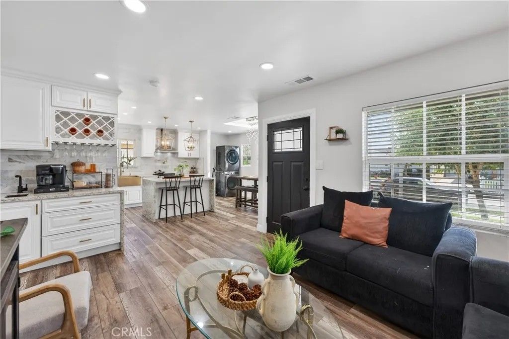 Photo of 1513 W 215th Street, Torrance, CA 90501 (MLS # DW26025471)